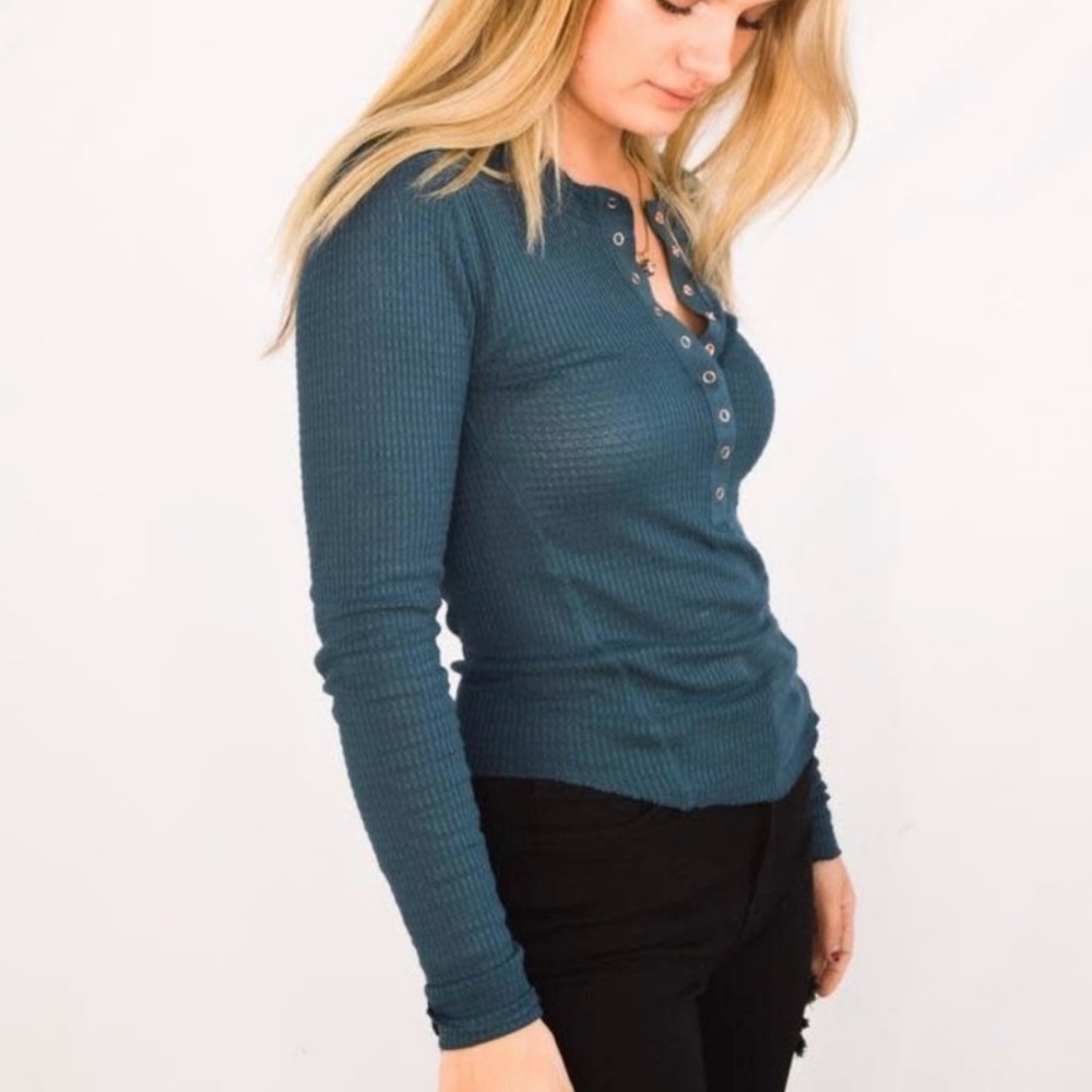 Free People NWT One Of The Girls Thermal Henley in Turquoise Sz L